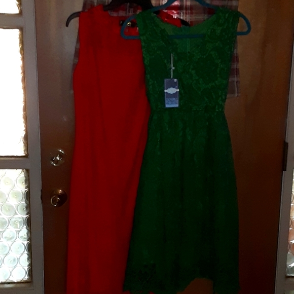 Set of two women's cocktail dresses green and red. XL - Picture 1 of 7